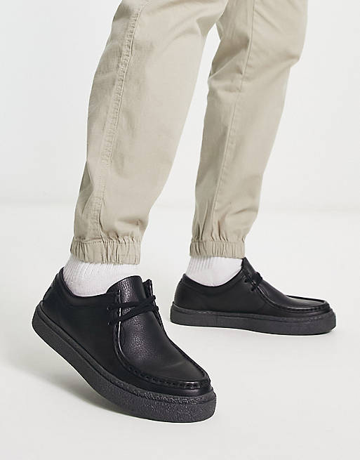 Fred Perry Dawson low suede shoes in black | ASOS
