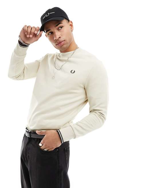 Fred Perry - Ecrufarvet sweatshirt med rund hals og kantstribe