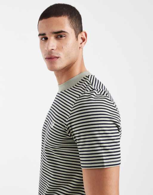 Fred Perry - Fijn gestreept T-shirt van zware stof met logo in groen, 4 van 5