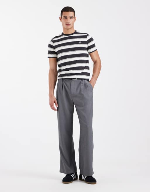 Fred Perry fine stripe logo t-shirt in grey and white, 2 of 5