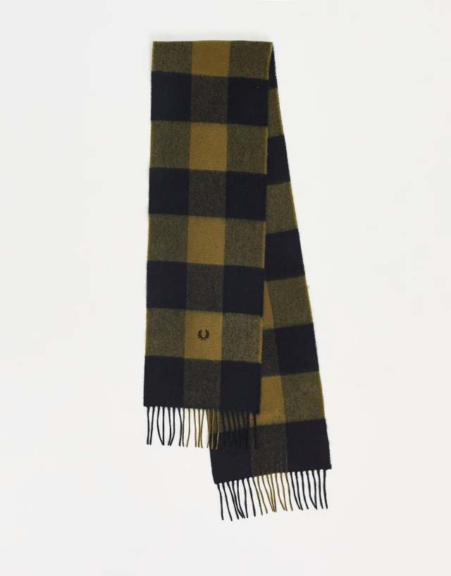 Fred Perry gingham plaid scarf in black