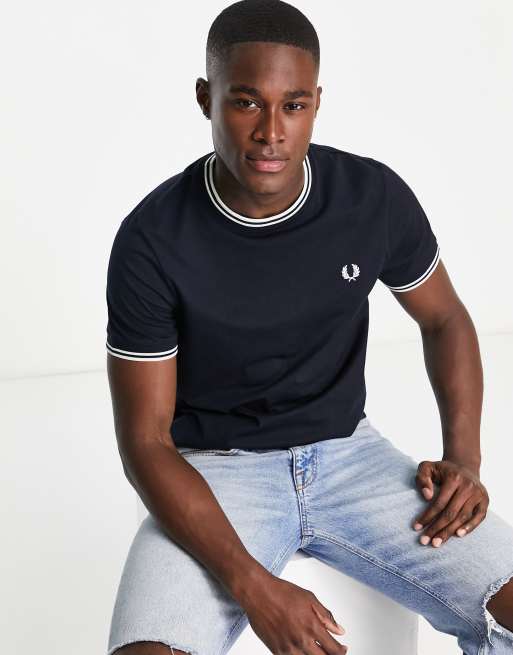 Fred Perry – Granatowy t-shirt z podwójną lamówką, 3 z 4