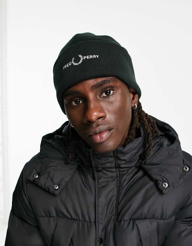 Fred Perry graphic beanie in green