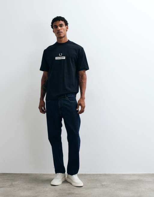 Fred Perry graphic logo t-shirt in navy , 4 of 5