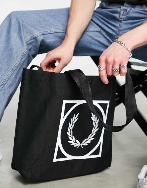 Fred Perry Logo Graphic Print Tote