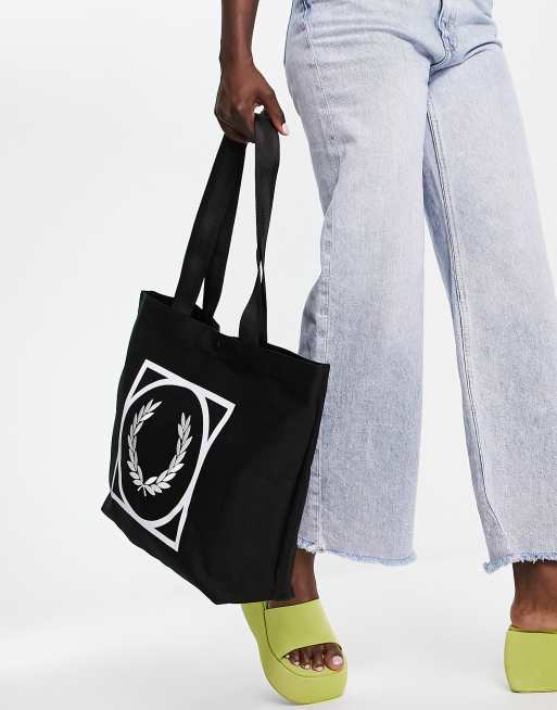 Fred Perry Logo Graphic Print Tote