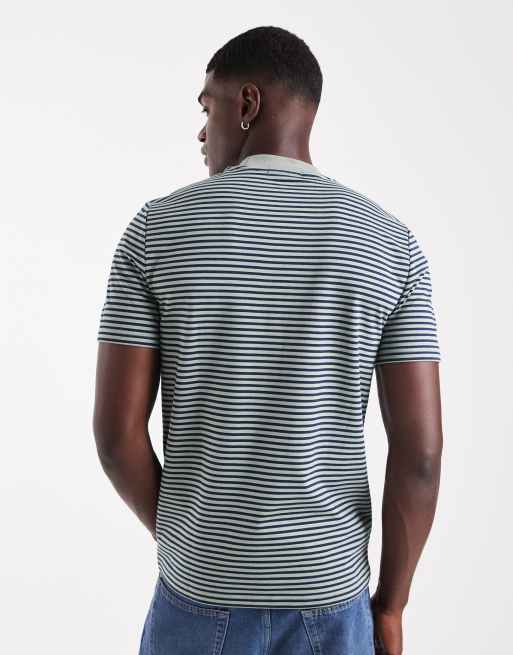 Fred Perry – Grön, randig, kraftig t-shirt, 3 av 5