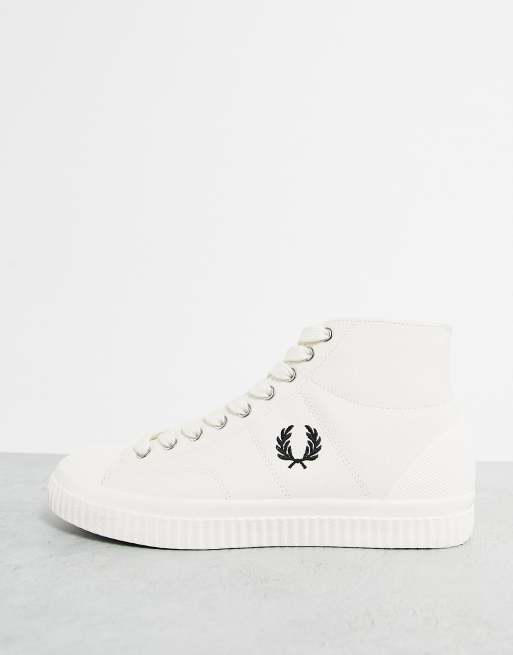 Fred Perry - Hughes - Hvide high top-sko i kanvas