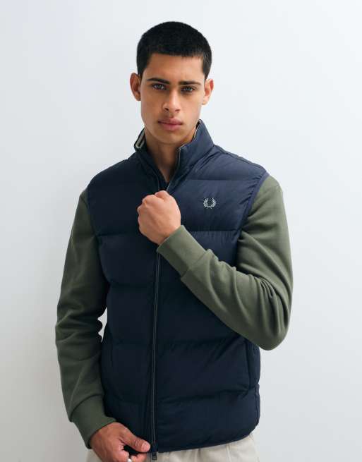 Fred Perry insulated puffer vest in dark airforce blue, 3 of 5