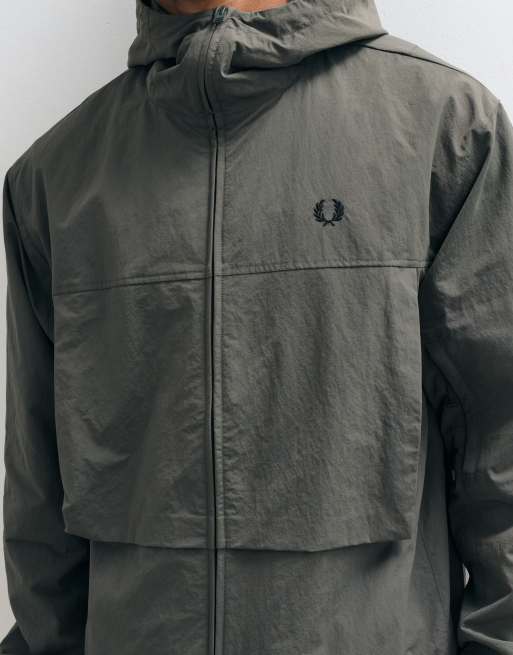 Fred Perry jacka med dragkedja, boxig passform, huva och logga i khaki, 5 av 5