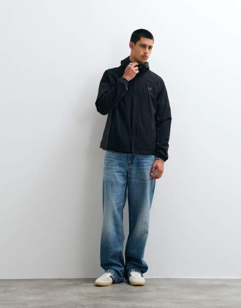 Fred Perry jakke med hætte og farveblok-design i sort - view 1
