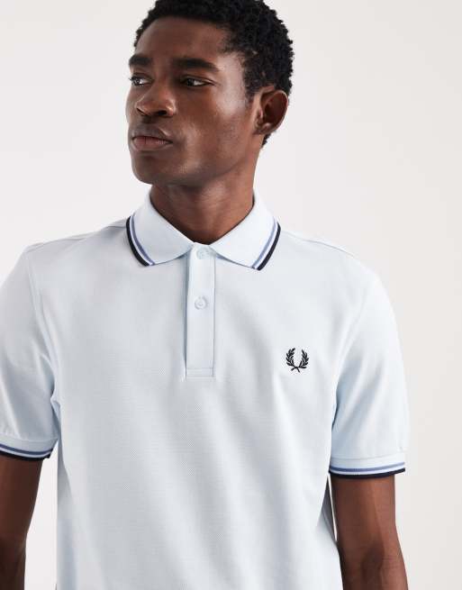 Fred Perry – Jasnoniebieska koszulka polo z podwójnymi lamówkami i logo, 4 z 5