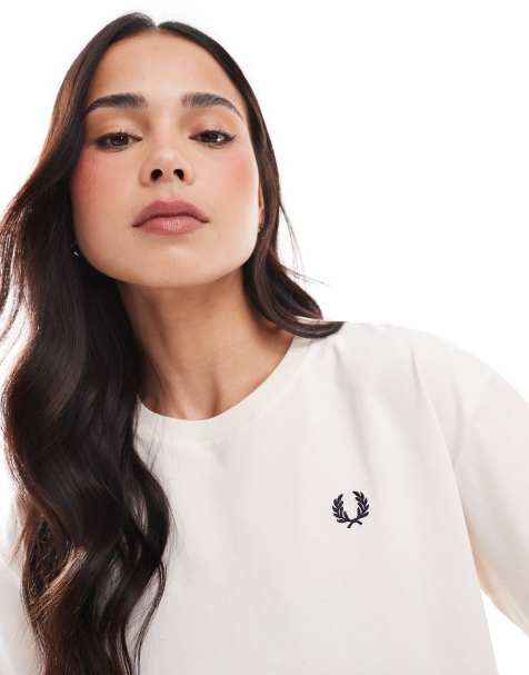Fred Perry – Jasnoróżowy T-shirt z okrągłym dekoltem - view 1
