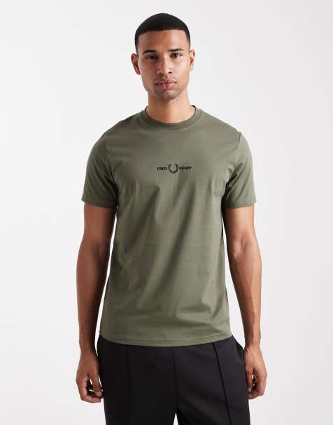 Fred Perry – Kakifärgad t-shirt med broderi - view 1