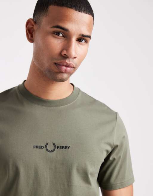 Fred Perry - Kakigrøn T-shirt med broderi, 5 af 5