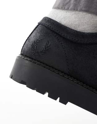 Fred Perry Kenney Low Top Waxed Suede Boots In Gray