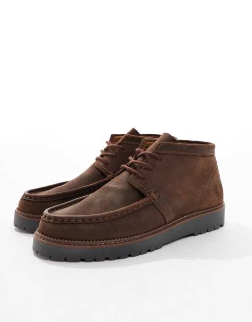 Fred Perry kenney mid top waxed suede boots in brown | ASOS