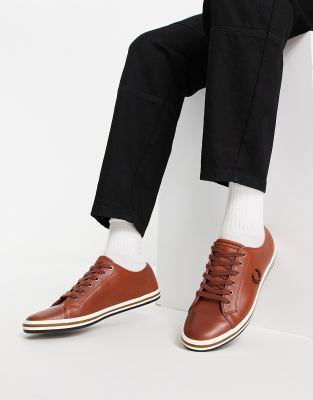 schuifelen Bepalen Tegenwerken Fred Perry - Kingston - Leren sneakers in bruin | ASOS