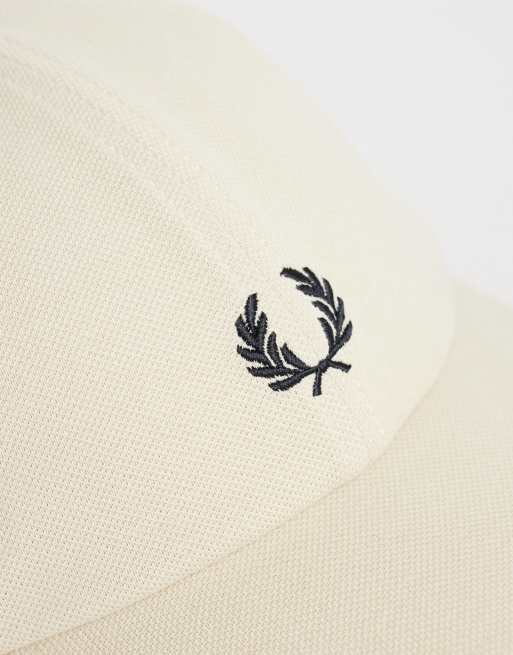Fred Perry - Klassieke piqué pet in lichtbeige, 2 van 3