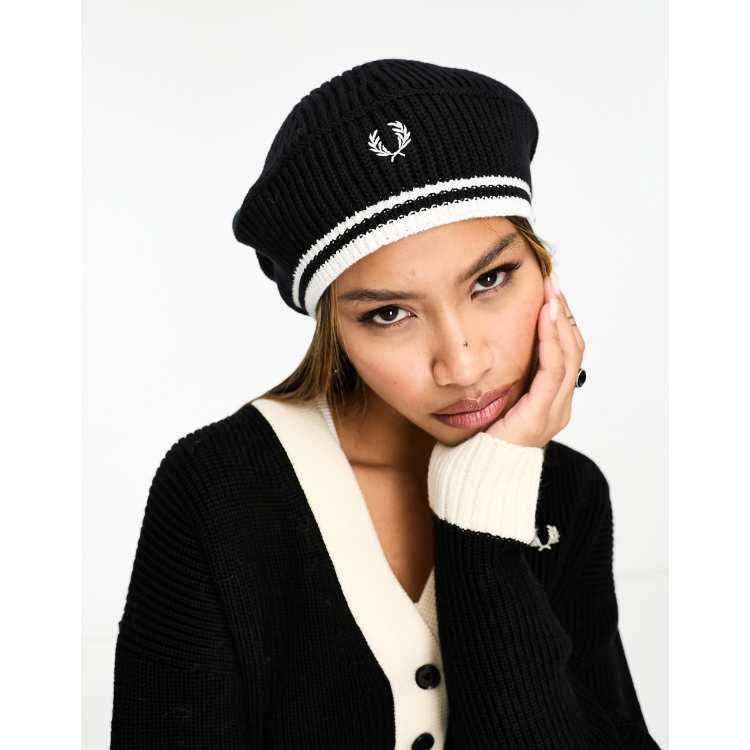 Fred Perry knitted logo tipped beret in black | ASOS