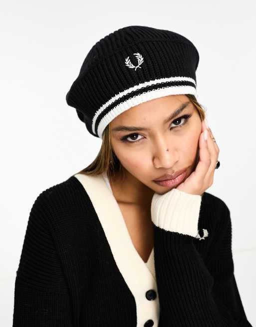 Fred Perry knitted logo tipped beret in black 