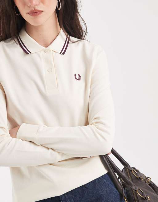 Fred Perry Langarm-Polohemd mit doppelten Kontraststreifen in Ecru mit Pflaumenfarbener Paspelierung, 2 von 4