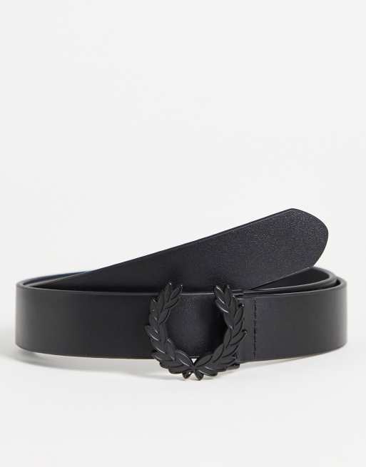 Fred Perry large tonal logo leather belt in black