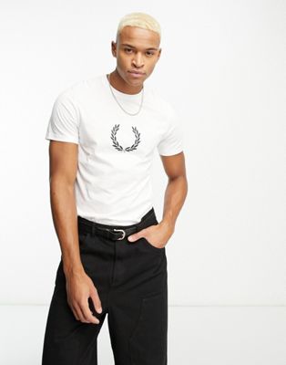 Fred Perry laurel wreath graphic t-shirt in white - ASOS Price Checker