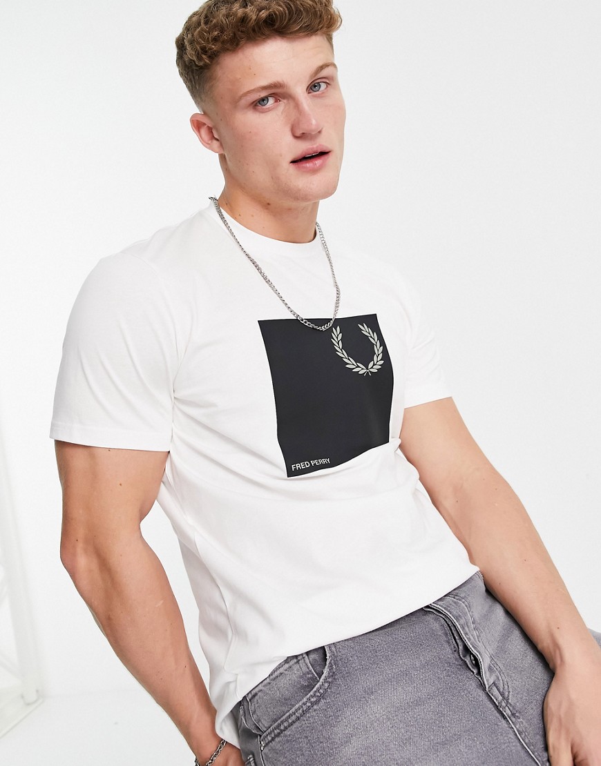 Fred Perry laurel wreath graphic t-shirt in white