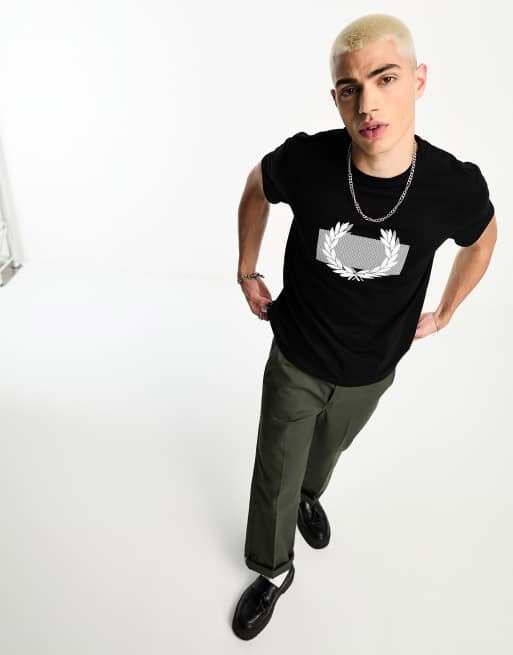 Fred Perry - Laurel Wreath - T-shirt met kleurvlak in zwart, 4 van 4
