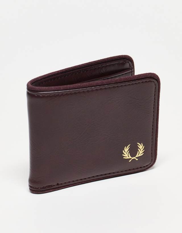 Fred Perry leather bifold wallet in brown