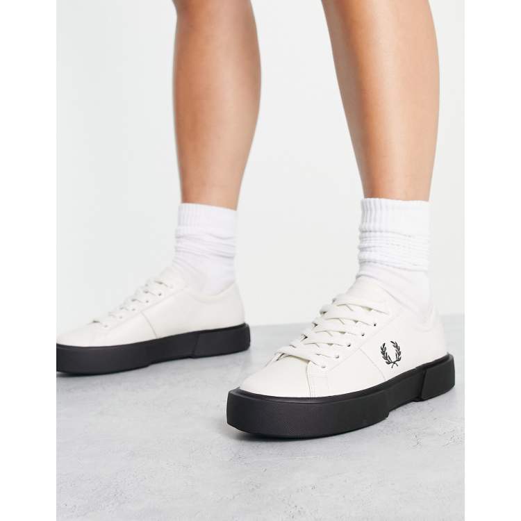 hvis du kan ensom Sige Fred Perry leather sneakers with platform sole in gray | ASOS