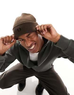 Fred Perry Fred Perry logo beanie in brown