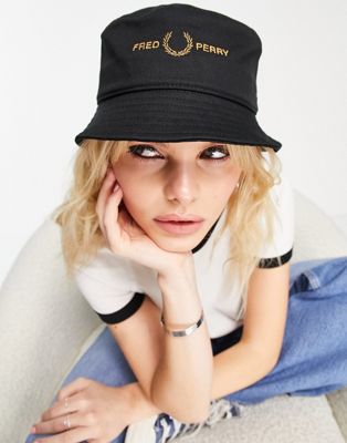 Fred Perry logo hat in black