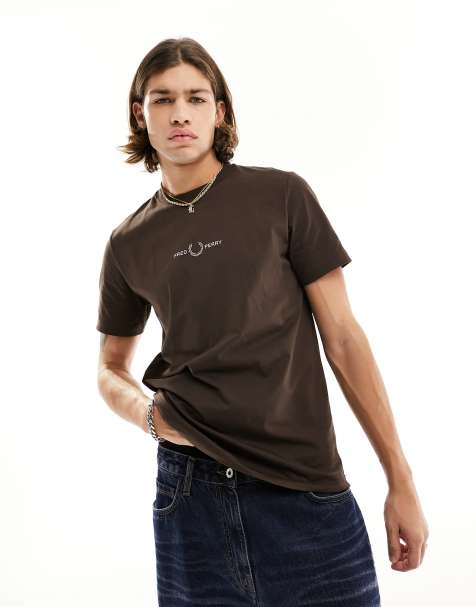 Fred Perry logo t-shirt in burnt tobacco