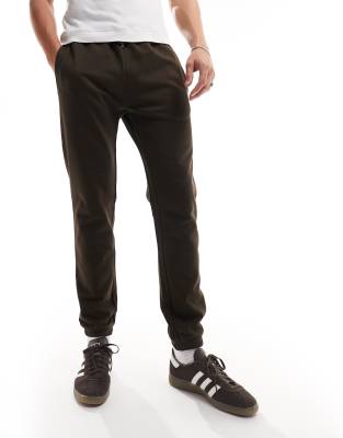 Fred Perry Fred Perry loopback sweatpants in burnt tobacco-Brown