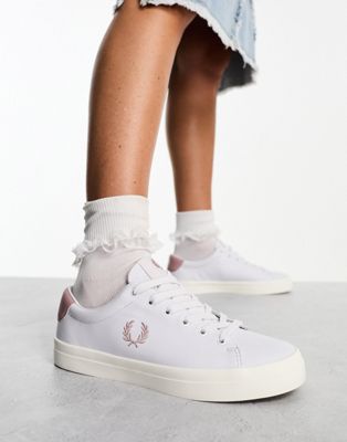 Fred Perry Lottie leather in trainers in white
