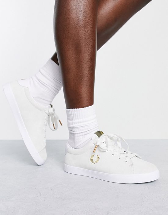 https://images.asos-media.com/products/fred-perry-lottie-sneakers-in-suede/201655938-3?$n_550w$&wid=550&fit=constrain