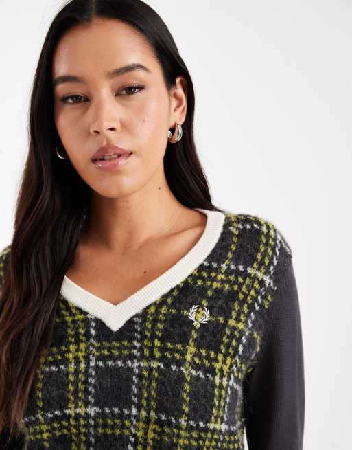 Fred Perry - Maglione a quadri scozzesi color grigio scuro con scollo a V, 2 di 4