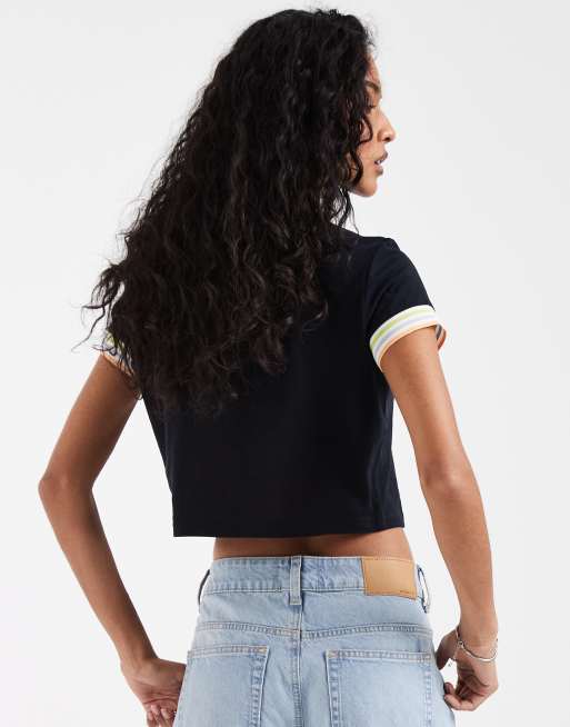 Fred Perry – Marinblå t-shirt i pikétyg med randiga muddar, 4 av 4