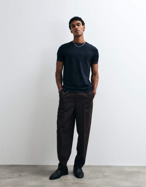 Fred Perry – Marinblå t-shirt med kontrasterande ränder, 3 av 5