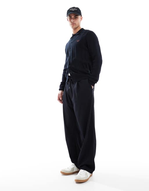 Fred Perry - Marineblå strikket skjorte med gennemgående knapper og lange ærmer