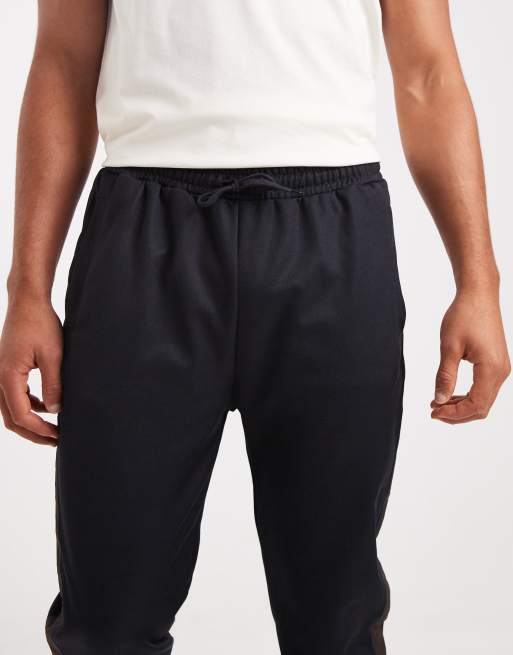 Fred Perry mesh taped track pant in navy, 5 of 5