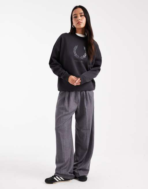 Fred Perry - Mørkegrå sweatshirt med glimmerlogo, 4 af 4