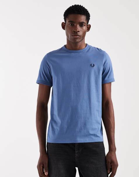 Fred Perry – Niebieski T-shirt z lamówką i logo - view 1
