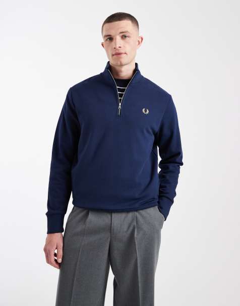 Fred Perry – Original Sportwear – Blå sweatshirt med broderad logga på ryggen och kort dragkedja - view 1