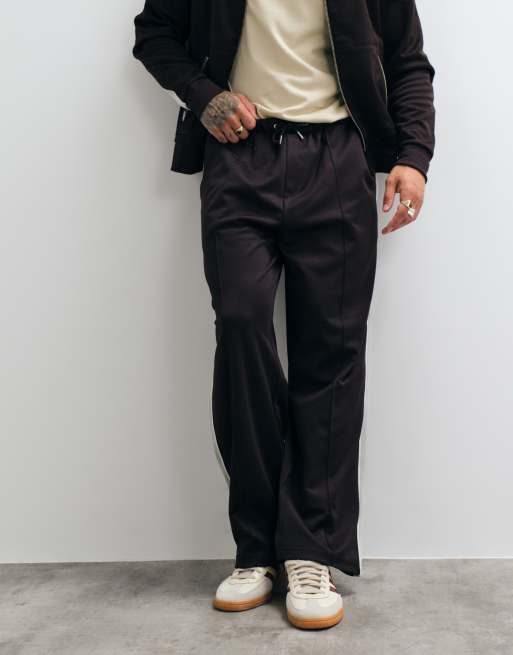 Fred Perry - pantalón de chándal coordinado con cinta de red de tenis en marrón oscuro, 2 de 5