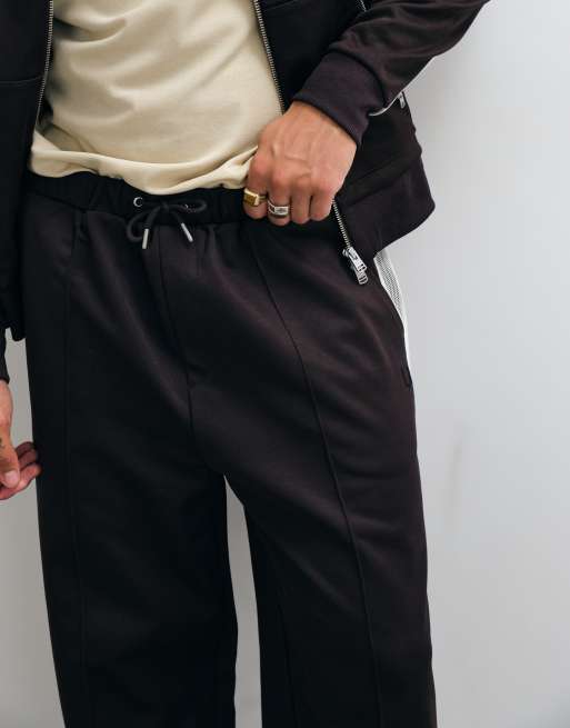 Fred Perry pantaloni della tuta coordinati con nastro da rete da tennis in marrone scuro, 3 di 5