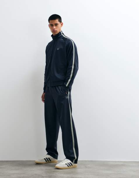 Fred Perry pantaloni della tuta coordinati in mesh con nastro bicolore in blu airforce scuro - view 1