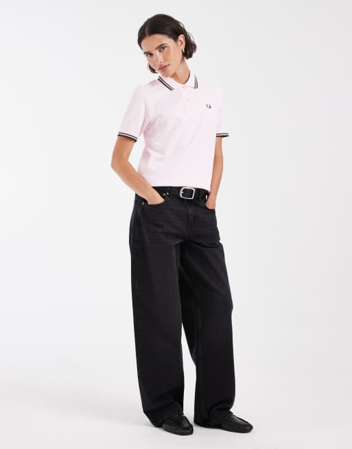 Fred Perry pikétröja med dubbla ränder i babyrosa med gröna detaljer, 2 av 4